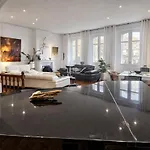 D'exception De 250 M2 En Coeur De De De Bearn, Au Confort Premium *