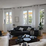 D'exception De 250 M2 En Coeur De De De Bearn, Au Confort Premium Appartamento